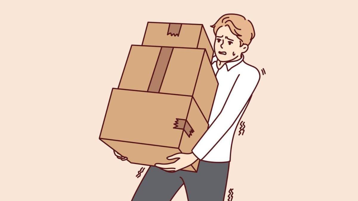 A Saga do Ex-Sonhador: Mudanças Residenciais e Caixas Misteriosas